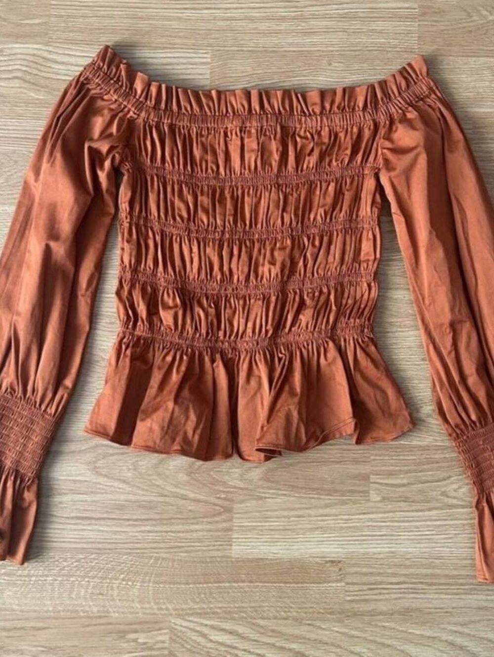 House of Harlow 1960 Rust Orange Off-Shoulder Smocked Peplum Top Ren Faire